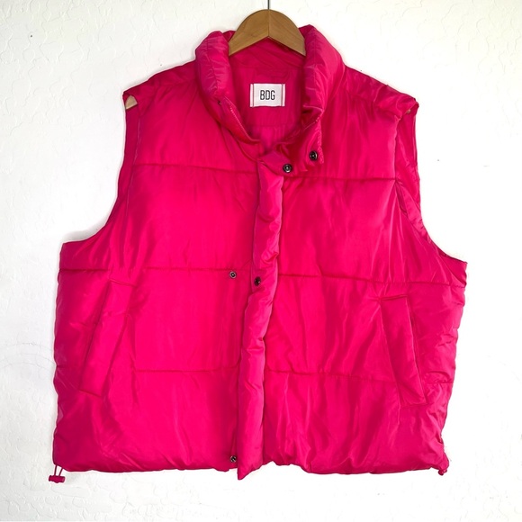 Urban Outfitters BDG The Pia Hot Pink Puffer Vest - Picture 5 of 8